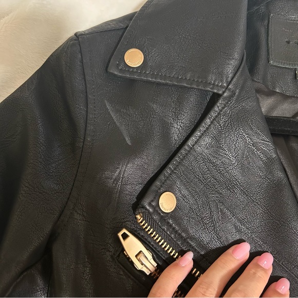 Blank NYC Faux Leather Jacket with rose gold hardware - Picture 6 of 8